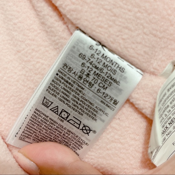 SOLD Baby Gap Pink and White Polkadots Puffer Jacket 6-12M - Picture 7 of 7